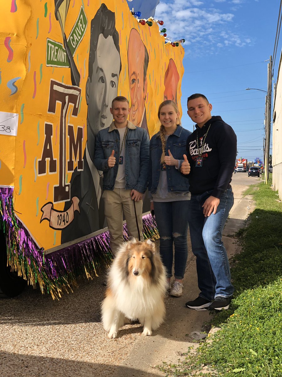reveille's tweet image. Enjoying my weekend in Galveston with my @AggiesByTheSea as they get ready for tonight’s @MardiGrasGalv parade!!! ⚜️😊🐾