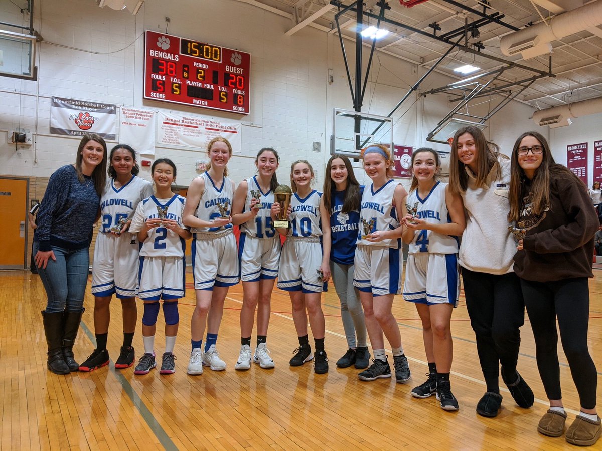 CWCJCHSCHIEFS's tweet image. How about this? Our Girls Freshman Basketball team beat Livingston this morning 38-20 and with that became the Girls Freshman Essex County Tournament Champions. Great job ladies!