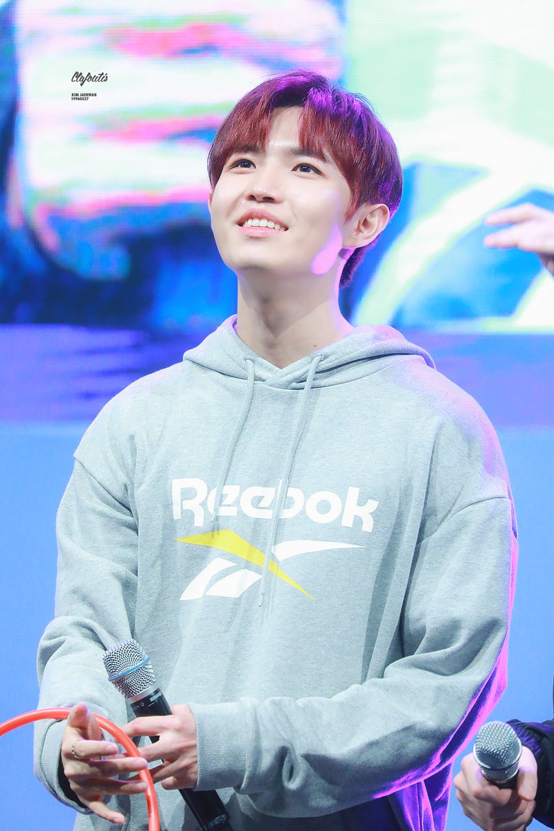 Clafoutis0527's tweet photo. #김재환 #KIMJAEHWAN https://t.co/ExY0XIYkZc