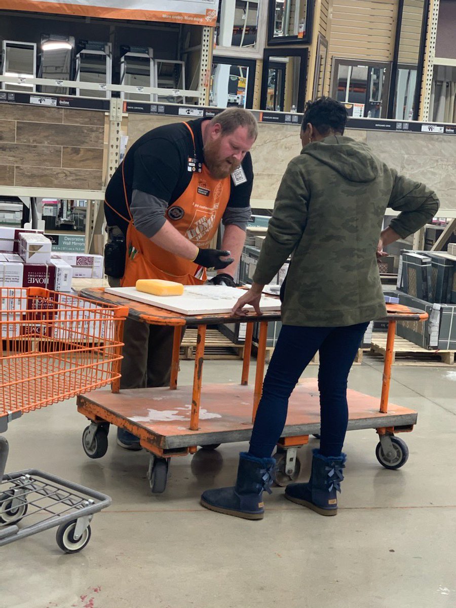 What do you do when your tile clinic is over but a customer couldn’t make it on time. Your Ops Manager bust out a one on one clinic! 💥BOOM💥Way to go @TimSmith_2577 ! <a href="/Alexis_3323/">Alexis Hurley</a> <a href="/Cmisotti15/">Christina Misotti</a>
