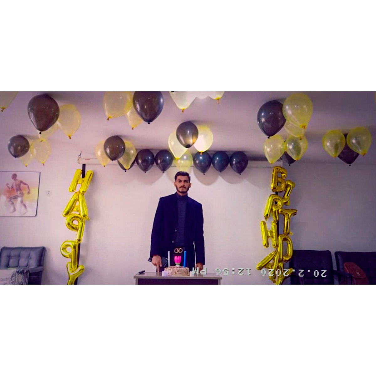 Huzaiffa22's tweet photo. #Birthday_Diaries ❤🎂❤
Thank you everyone for everything ❤ https://t.co/4AuToIhQbd