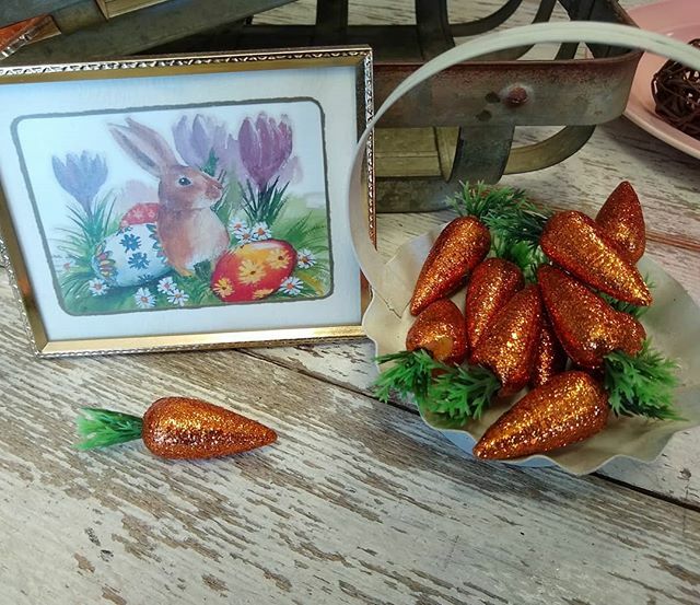 TheFunkySister's tweet photo. Enjoy these couple of days of sunshine!! We are preparing for our Spring Open House and Easter! #thefunkysister #eastereggs #openhouse #customerappreciation #springweather #lnk via hhttp://www.thefunkysister.com Instagram https://t.co/PbaHBuXWlj https://t.co/TjBu6EejO1