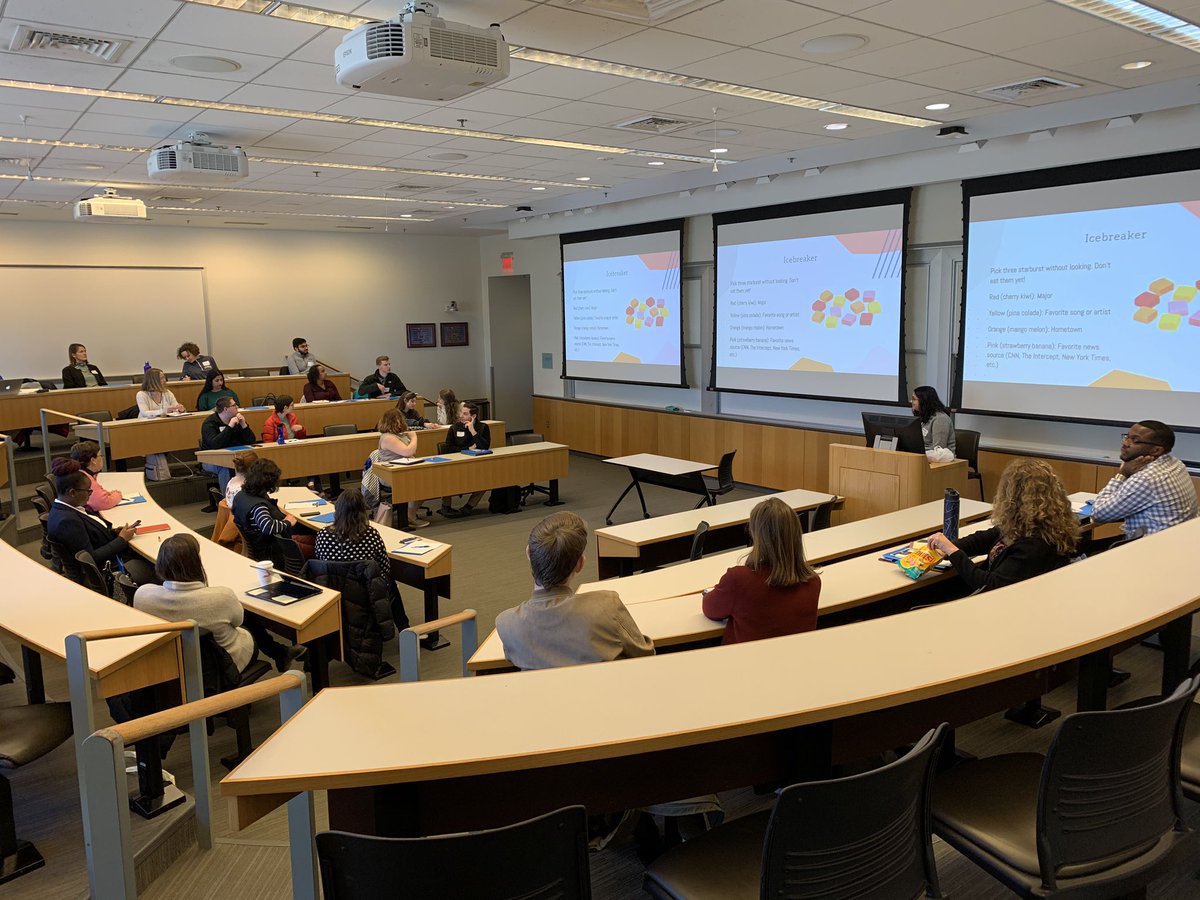 PennVotes's tweet photo. PLTV’s field organizer Rania discussed building a volunteer and supporter network to promote voter engagement on campuses at a breakout session during the #pavotingsummit https://t.co/7TtlaiCE1H