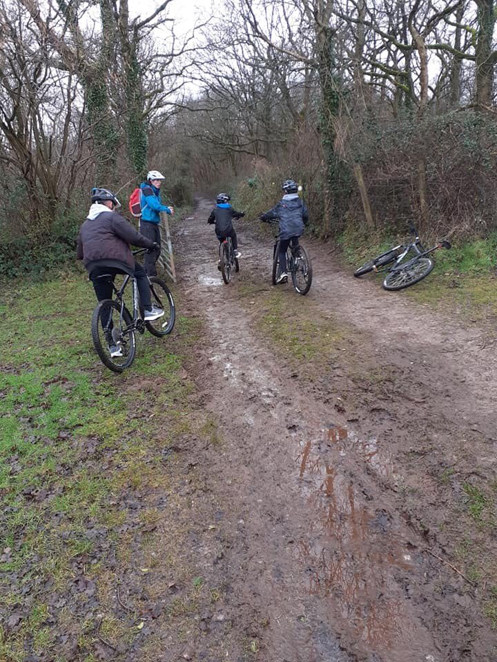 290ATC's tweet image. Great wet and muddy session mountain biking with our local adv trg provider, looking forward to trying new sports this year, even the CO kept up!  @MediaDevSom @OCDevonSomerset