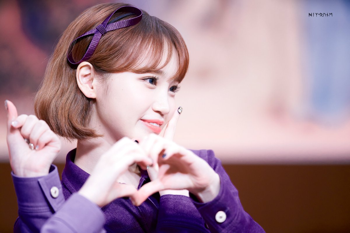 200222 아이즈원 당산 팬사인회 김채원 3P

#김채원 #キム・チェウォン
#IZONE #아이즈원 #アイズワン