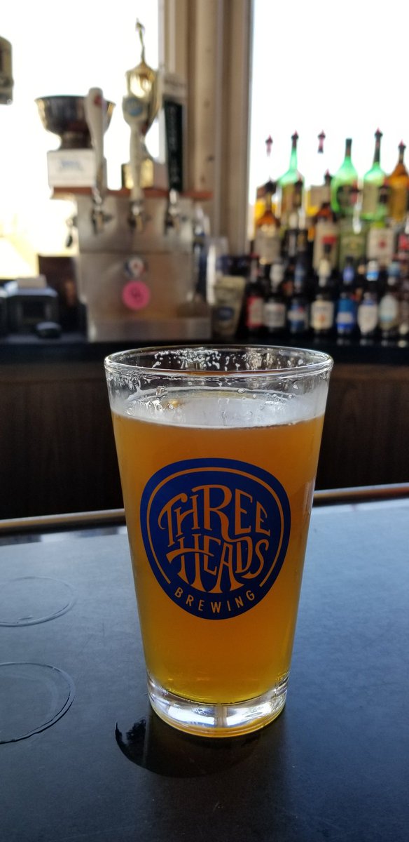 andykunzmann's tweet photo. In honor of #RocketManRyanNewman @RyanJNewman, #skiing #RocketRun and having a @Rohrbachs #RocketIPA at the #RocketLodge for #ApresSki at @BristolMountain 
#ski #winter #outdoors #RocketMan #NASCAR #TheProfit #TeamProfit https://t.co/IEe2dmgVEe