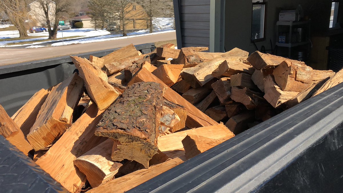 derricobbq's tweet photo. Time to get stacking! #cherrywood #oakwood #bbqseasonsneverstops https://t.co/OAthunzanM