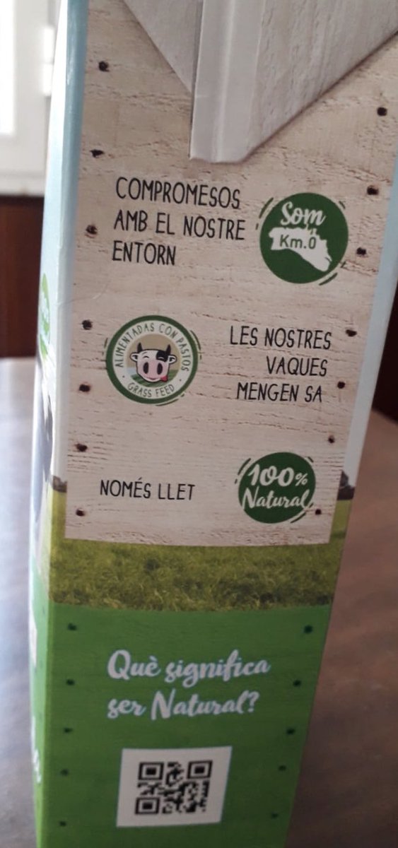 mosmovem's tweet photo. Lastima que la firma #coinga cuyos productos típicamente menorquines, rotulen en catalán.
Agradeceríamos que fuese en nuestra lengua menorquina, la que hablamos, la de nuestros abuelos, reconocida en la constitución y borrada por los talibanes lingüísticos.
SOM BALEARS
#MosMovem https://t.co/dvoXO19wCr