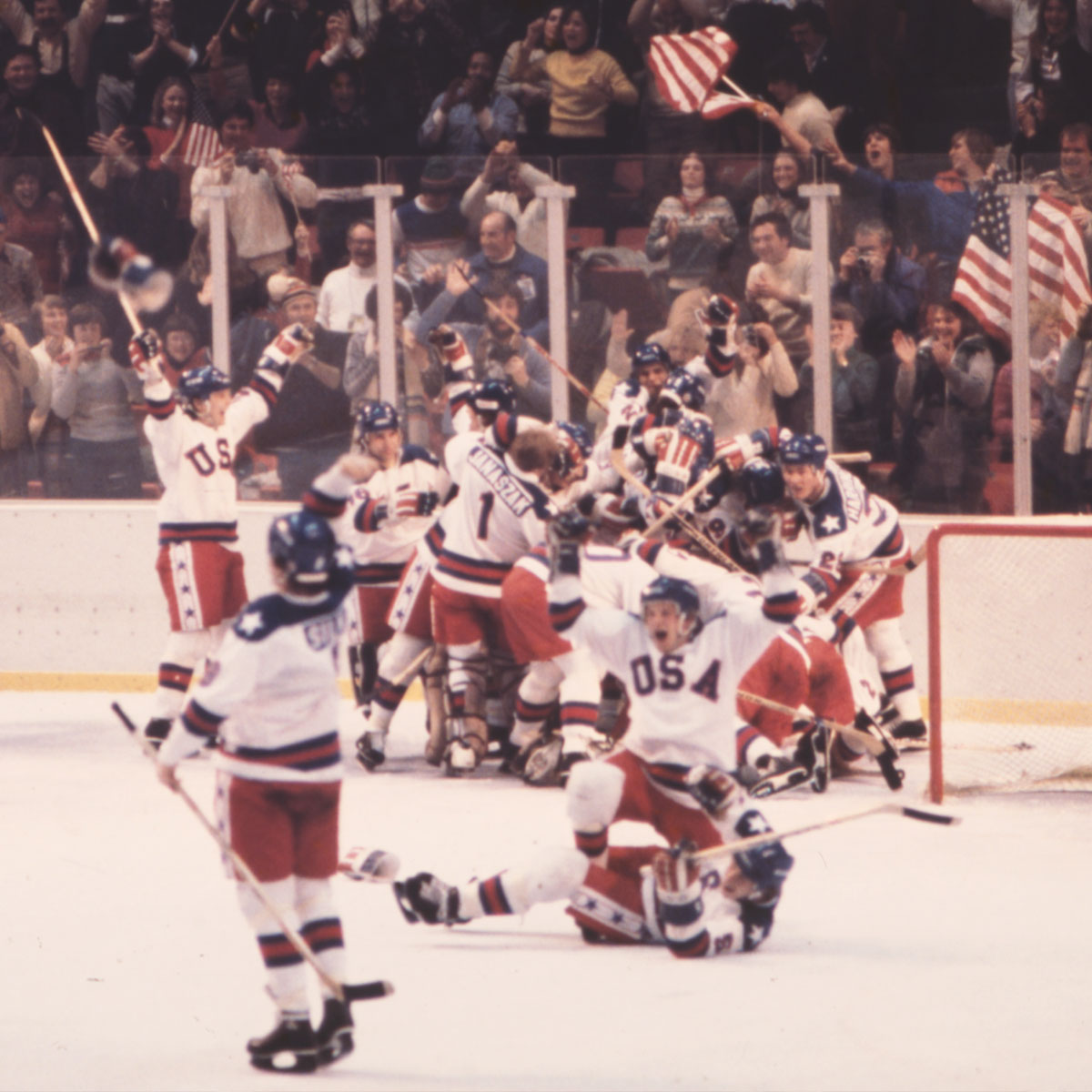 NBCSportsHockey's tweet photo. 40 years ago today, Al Michaels asked the world if they believed in MIRACLES. 🇺🇸 https://t.co/LyfQuEEwXu