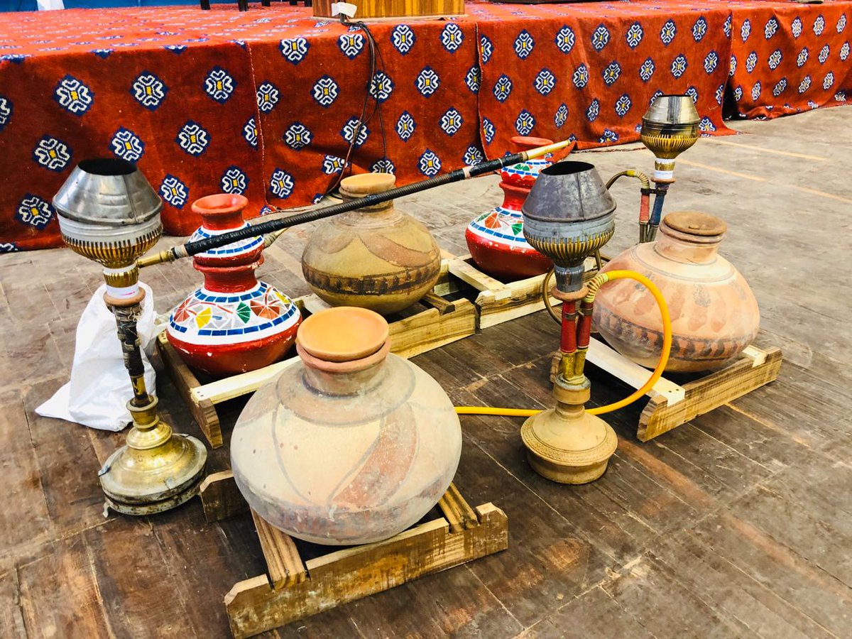 developingpak's tweet photo. #EhsaasAmdanProgram will provide great economic support and Social security to the destitute by providing them with livestock (goats, cows, buffaloes and poultry), agricultural inputs, body of Chingchi rickshaws, and inputs for small retail outlets and small enterprises
#Pakistan https://t.co/jEpxEs16lw