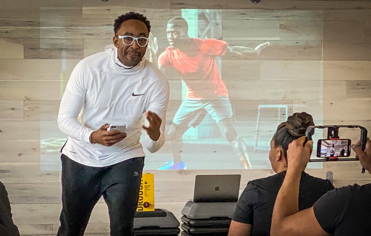 FashonVega's tweet photo. @HajjFlemings telling it like it is #reBranded #BrandCamp @BrandCampU #branding #Design #DesignIsNotArt https://t.co/YVgxHDgLb8