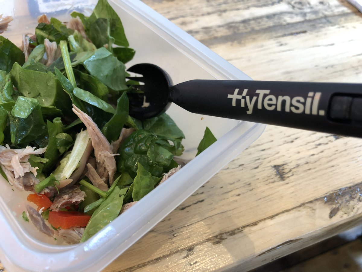 EmmerseStudios's tweet photo. Eating on the go! The @HyTensil comes in so handy. 🤩 https://t.co/T7jOx9WWtV