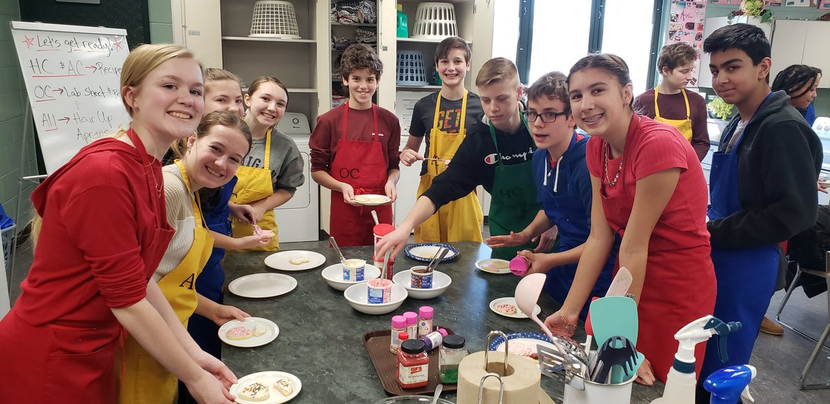 AnglinTeacher's tweet photo. Hart students doing a wonderful job with their Valentine's Day heart cookie lab!  #LeadWithHart #RCSPride https://t.co/GYNl3QQ82b
