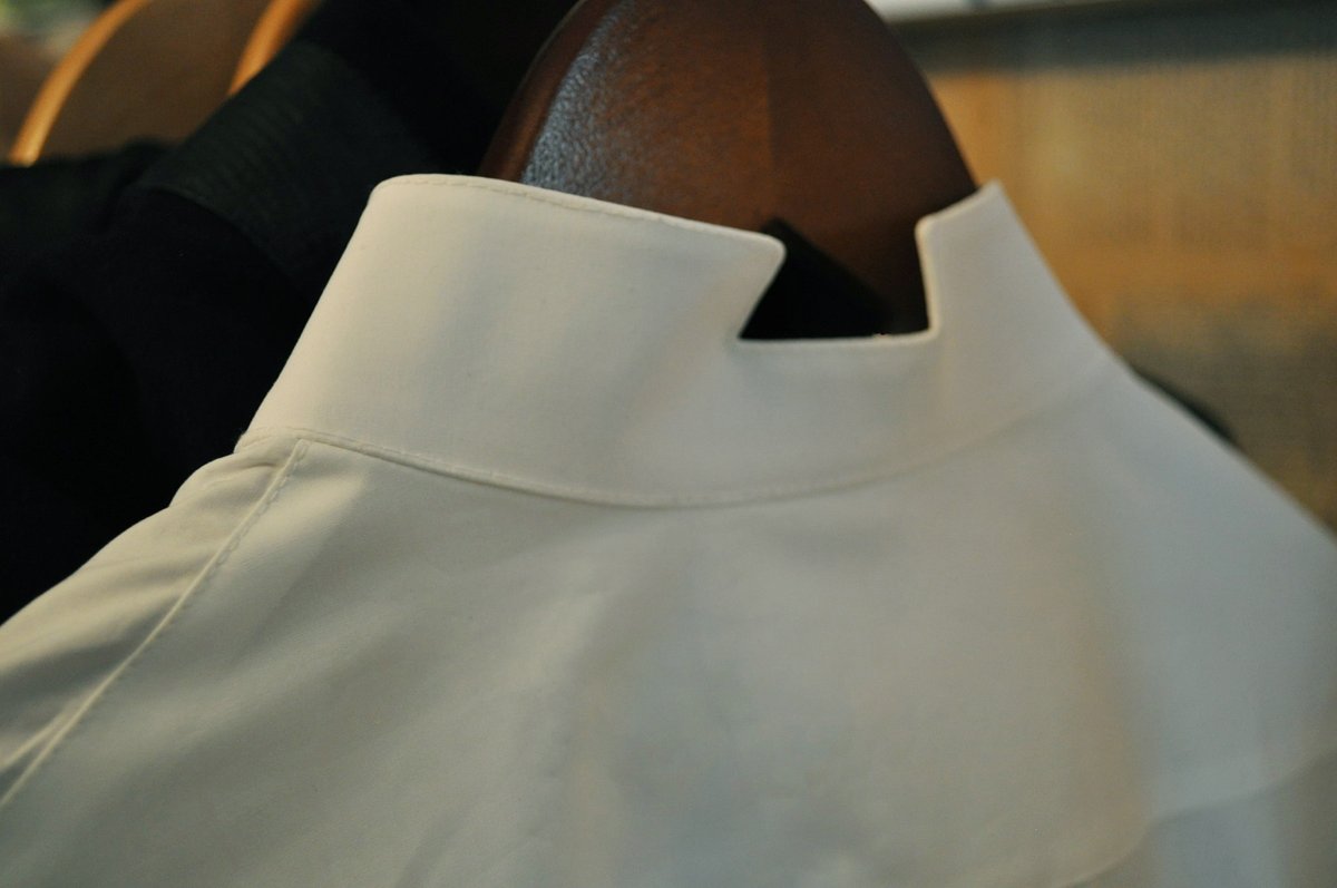 Our Vladimirovich pieces comes to life in a small factory in rural North of México.