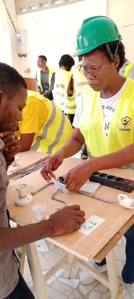 Un réel plaisir pour moi de transmettre mon savoir-faire sans réserve a ces passionnés de métier professionnel du Génie ÉLECTRIQUE. 
#lome