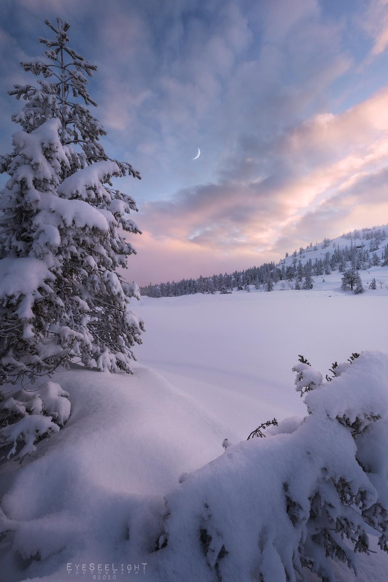 'Winter sunrises in Norway can be utterly amazing, Kongsberg, Viken. From u/Ron_Jansen on Reddit #wintersunrises #utterlyamazing #viken #norway #kongsberg'