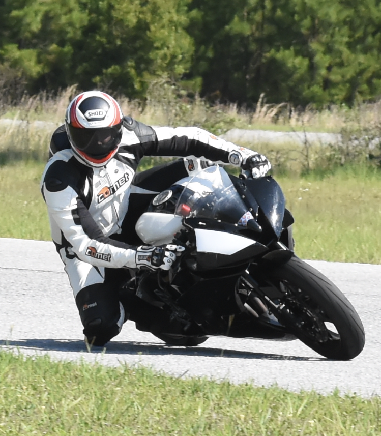 CometLeathers's tweet photo. Saturdays -It’s all about winning the battle that goes on between your ears!!   Checklist Proper Gear Preparation *Helmet Check, *Boots Check, *Leathers Check!-COMET “Custom fit” Max protection
NOW IT'S GO TIME!!!
Thanks #Hendrix
*
*
#racingmotorcycle #racing #classicracing https://t.co/1h4llMWbkt