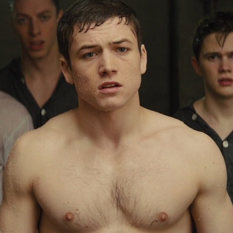 honkycattt's tweet photo. I think we can all agree that Taron in kingsman was a whole ass lookkkk skxjsnxhsjjxk https://t.co/9D3Yjlnuc4