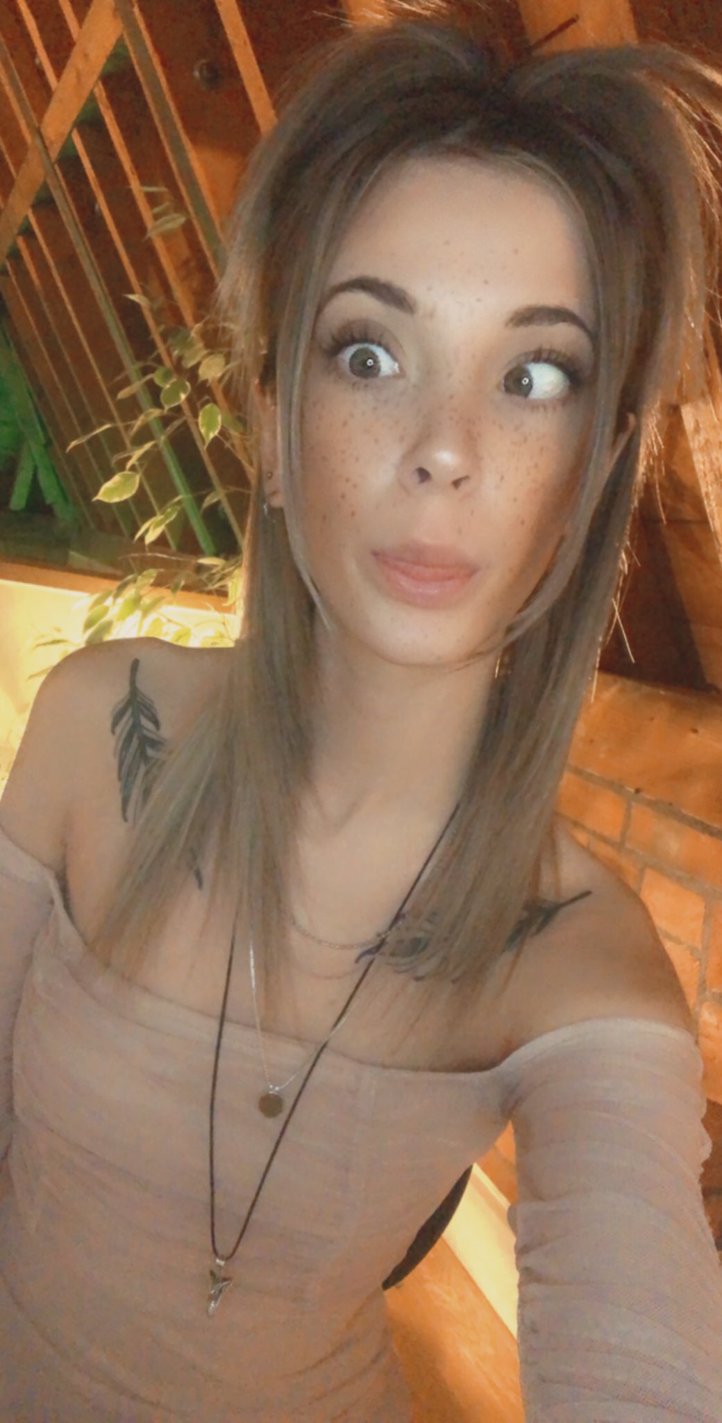 Jade Vow on Twitter: "ok enough of the posing here’s the real me…