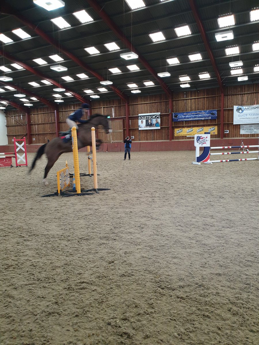 Equestrian_PC's tweet photo. An awesome day @NSEAEst1991 National Qualifiers @MerristWood. Great to get out after EHV and storms, everyone took a real sense of achievement from the day and there were numerous clear rounds, ribbons and qualifications for the Keysoe plate. Well done team! #TeamPangbourne https://t.co/rjgyErOY77