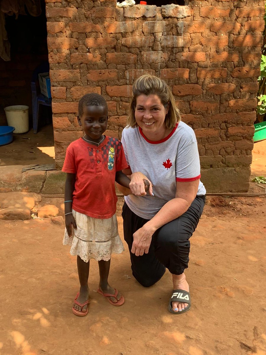 karenmahoney25's tweet photo. My sister visiting the children she sponsor's through @worldvisioncan Such an amazing experience for her. #Guelph #Canada #KindnessMatters https://t.co/rcsqJkcMO1