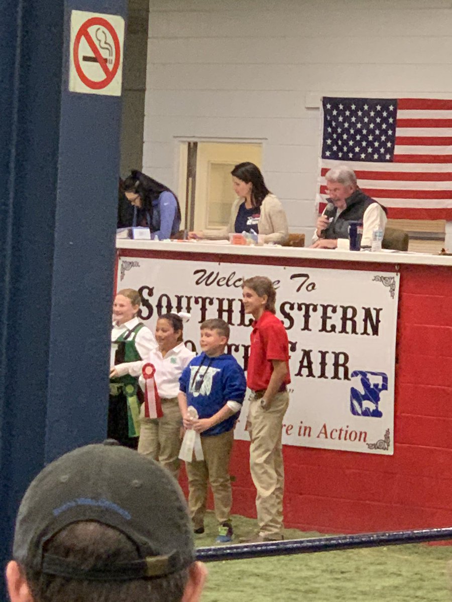 Jessica07414492's tweet photo. 3rd place for lamb skillathon. #4hsmartiepantstriston @Saddlewood_MCPS @KimFarrow9 @Christi93501728 https://t.co/SBBfRiC9nY