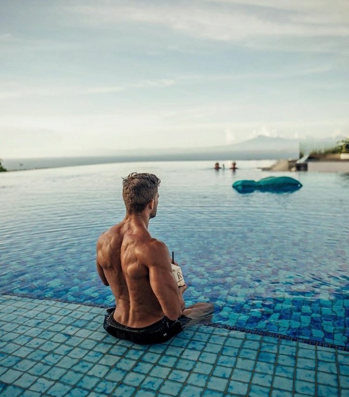 ElReyDelCatre's tweet photo. #SabadoDeGanarSeguidores con @xtasisMensClub
1 sigue su cuenta
2 da RT 🔄 a este tweet
3 sigue a todos los que den RT 🔄
4 Gana seguidores 👥
#DiverCityBoy #FelizSabado #NoAlDesabasto #DiveChallenge #NosEstanMatando https://t.co/WhA5NDSpd8