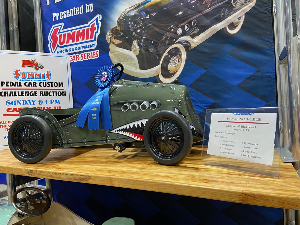 LVautotech's tweet photo. Psst. What's that!?

#WorldofWheels

#PioneerPride https://t.co/D0NNZciioN