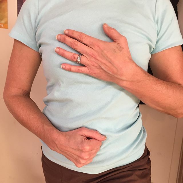 8limbsyoga's tweet photo. Day 22: Powerful Touch⁠
⁠
During our final week of commitment, we’re diving into FIERCE SELF-COMPASSION: advocating for safe, healthy and kind boundaries for ourselves. As a support, this week’s daily meditation explores powerful touch, touch that em… https://t.co/tGqDBTAMEf https://t.co/VIHS8ZXONV