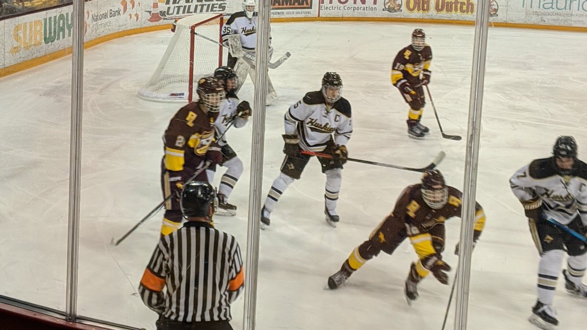 FLRANGERS's tweet image. Rangers tied 0-0 after 1st Period vs. Andover. Shots 14-4 in favor of Andover. #RangerTerritory