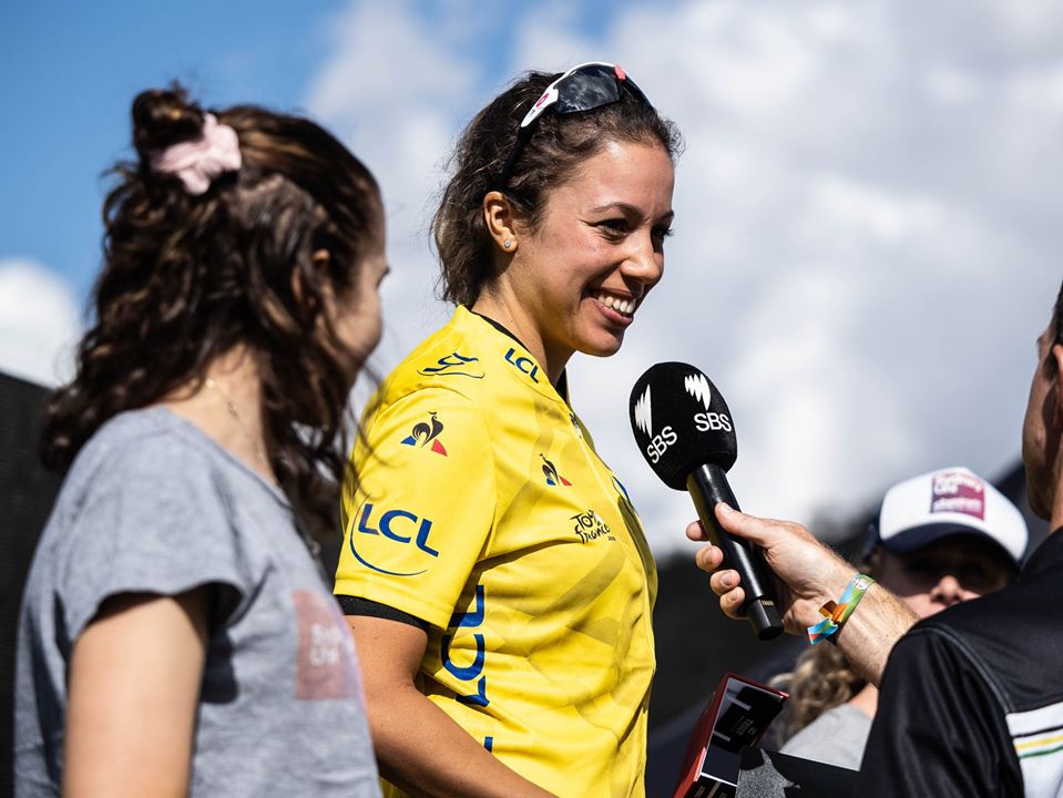 Babelia1's tweet photo. #SCV20 Backstage story (I): Nadine Gill, an amateur rider from Brasil &amp; riding for Spanish club team Belori, came 18th in 2nd stage, just 4 minutes behind winner AnnavdB, and with many pro riders behind her. That felt like a victory for her and her team. More info on her tomorrow https://t.co/BAkGlP0Uww