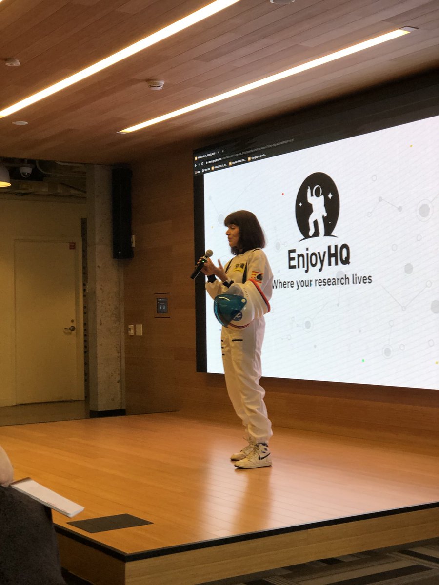 heyenjoyhq's tweet image. Our very own ⁦@Sofiaqt⁩ 👨‍🚀introducing ⁦@heyenjoyhq⁩ at @worldIAday ⁦@wiadLA⁩ 
#WIAD2020 #WIADLA #TheIAElement