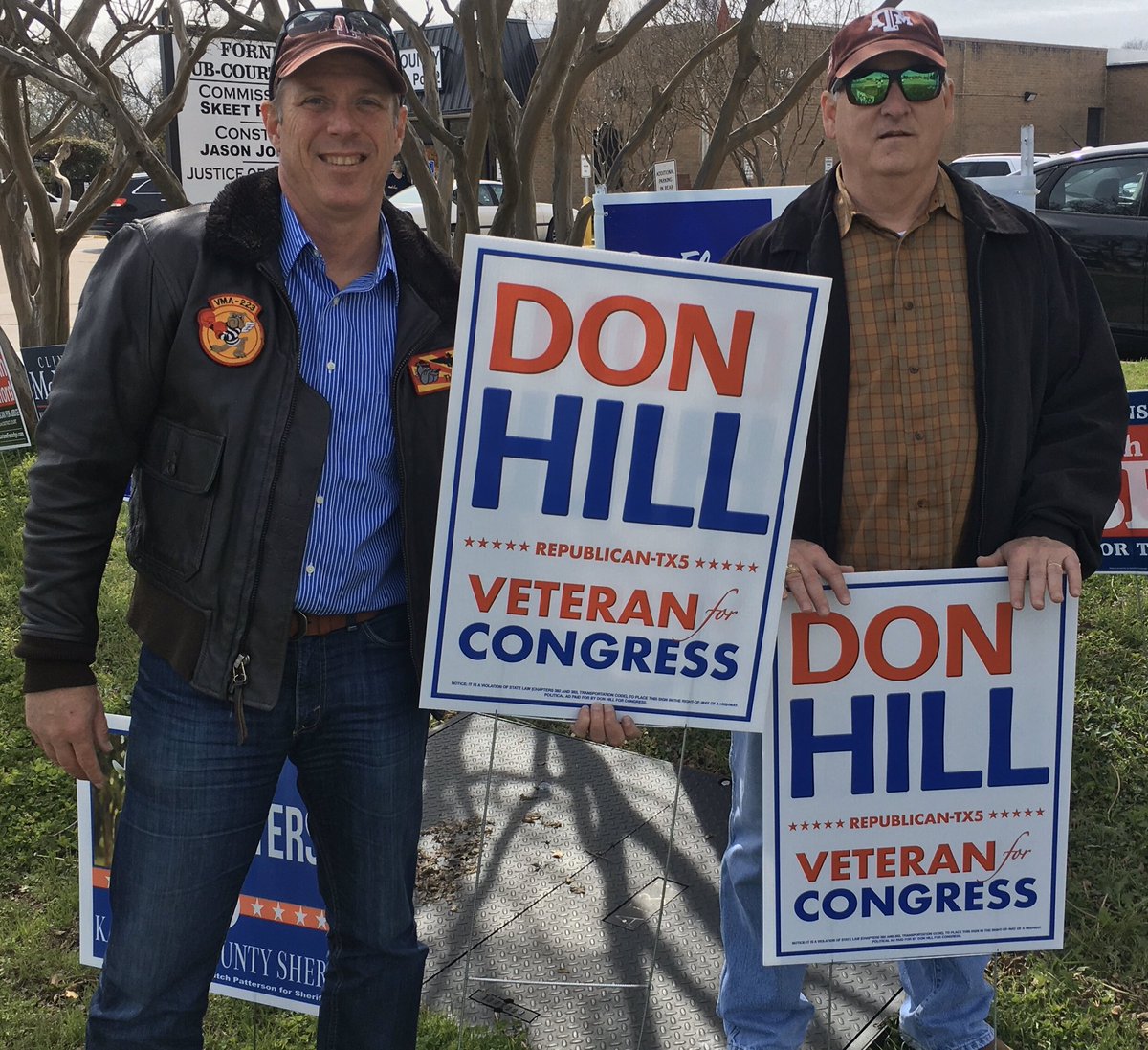 edofham's tweet photo. Vote for Conservative Don Hill!! Busy putting up signs with his brother Greg #TXCD5 https://t.co/9rxQNhpr4o