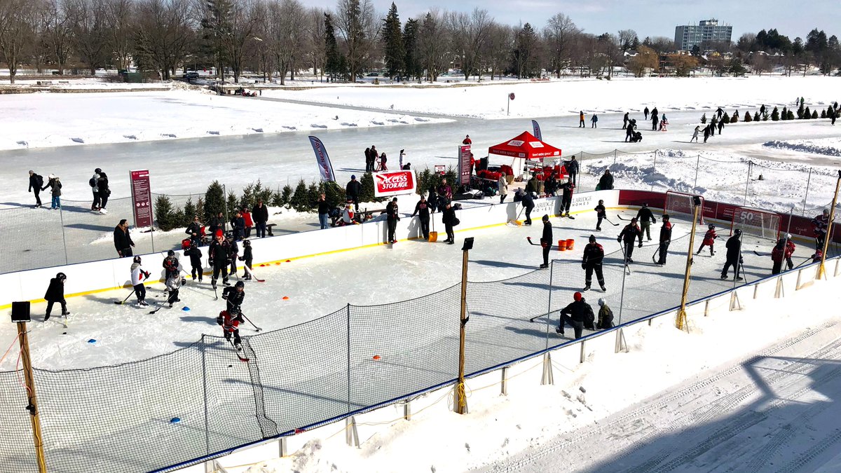 AccessStorageCA's tweet photo. Hockey clinics with Skill Coaches from Next Gen Hky and the 67’s, skating, music, hot chocolate and treats... Come join us at Access Storage’s FREE family party. We’re here until 3pm. https://t.co/LS3RJr8jg3