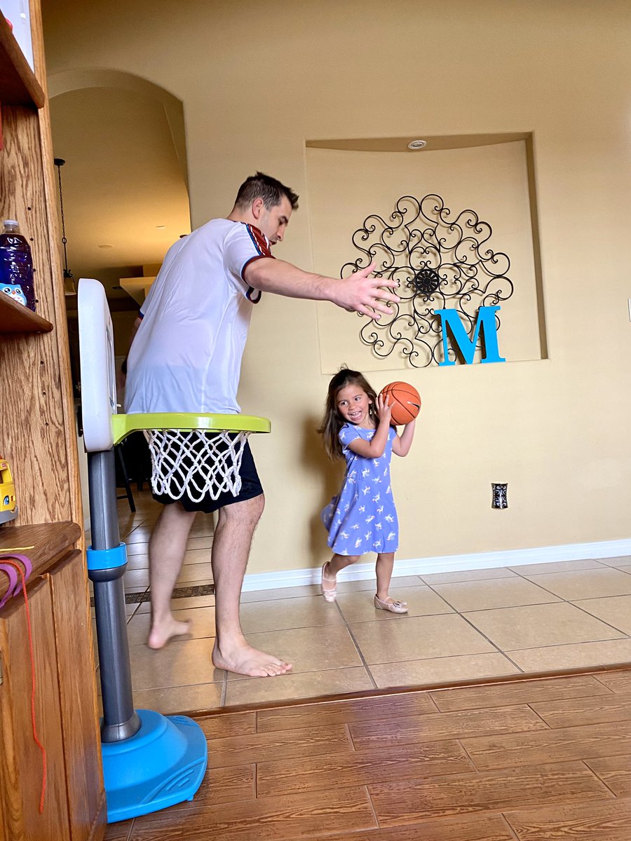 Figure14's tweet photo. A little Daddy Daughter One-on-One this morning to get the day started off right! #daddysgirl #futureballer #sideshuffle https://t.co/ME7mCsc32x