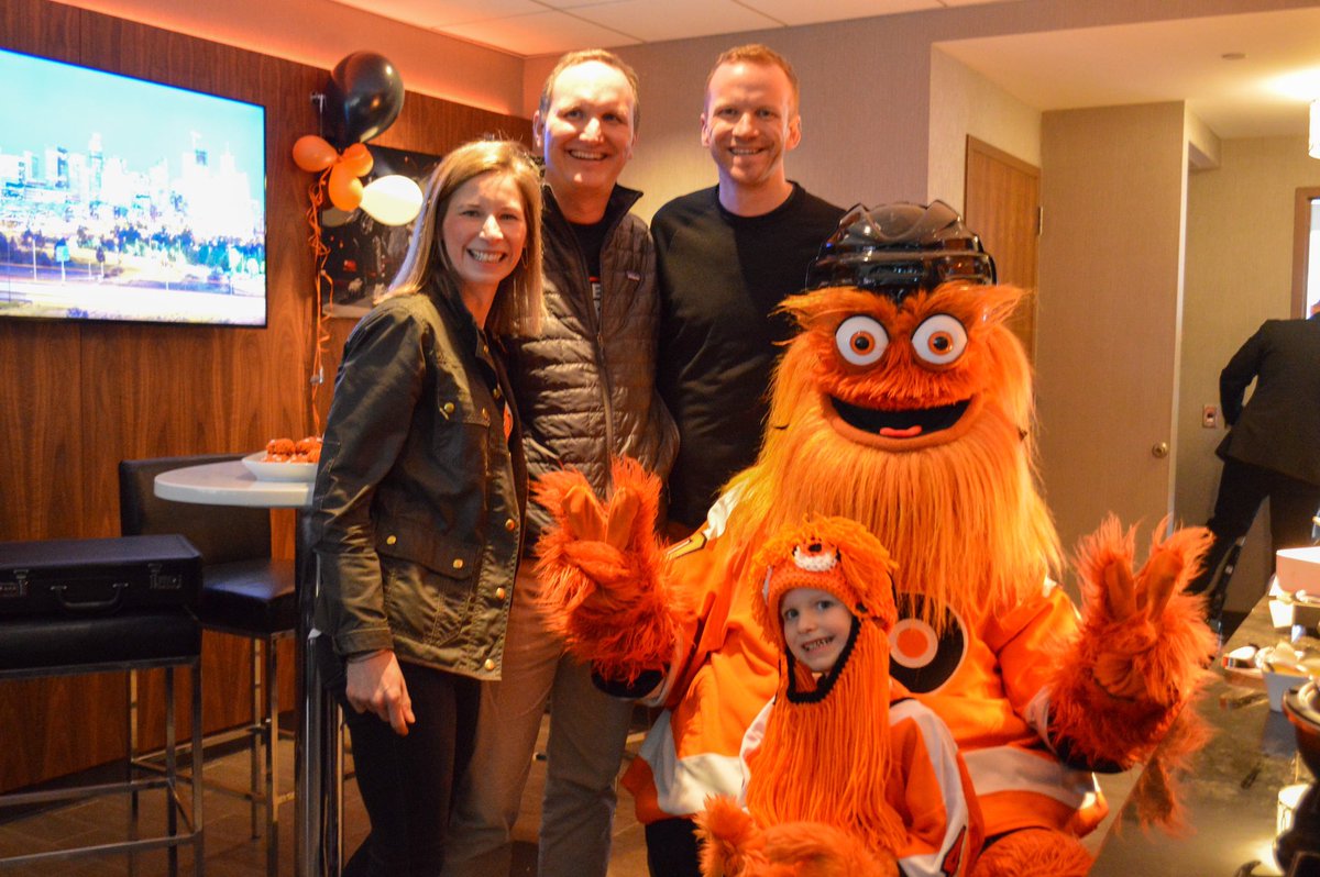 x - Philadelphia Flyers tweet media
