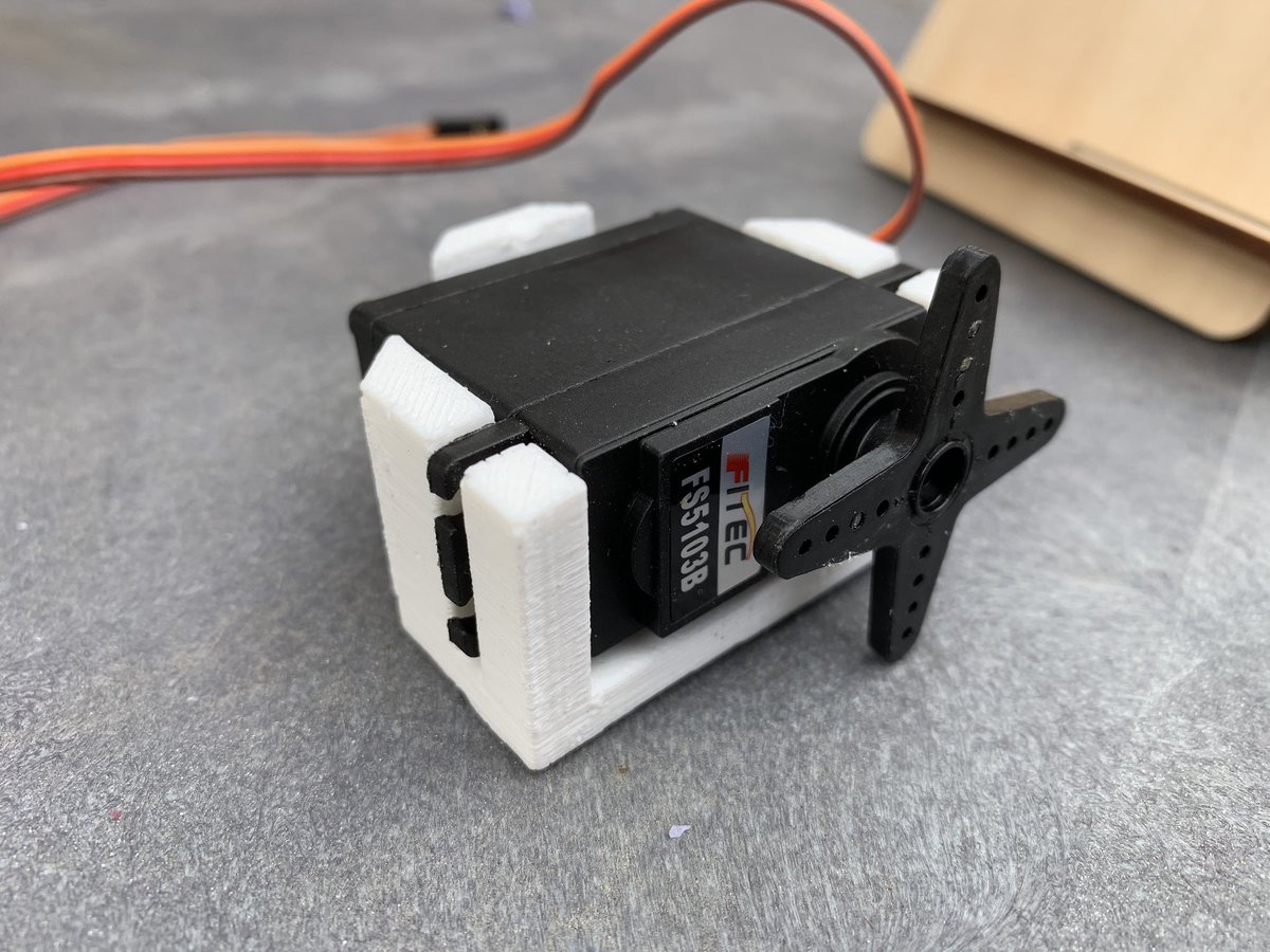 jumekubo's tweet photo. Smooth-On liquid plastic takes only 8 minutes to cure. This will make it a viable material for the class when we begin casting parts. Happy with my first part. @CeMoCreates @birdbraintech #robotics #siliconemolds #resin #liquidplastic #servomotors #makered https://t.co/miS72Hof5l