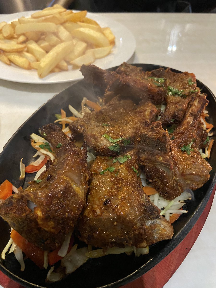 ChefakaDuckie's tweet image. Just had a fantastic meal @Barcodewoolwic1 lamb chops was lovely, had two portion 💯👌🏾