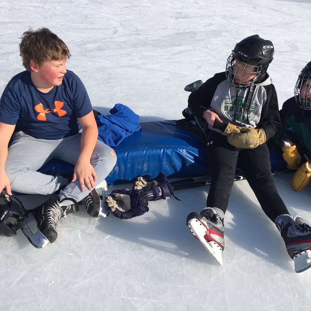 dc_town's tweet image. T-shirt weather at #townhockey