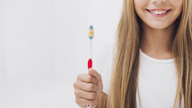 سن لبني 🦷 tweet media