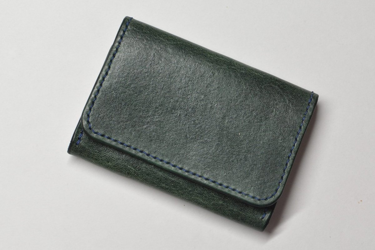 kochan_leather's tweet photo. 風琴マチのカードケースが完成しました。
カードがマチに引っ掛からず出し入れしやすいです。
薄いわりに結構な容量があります。
タンローを自分で染色してみました。
まずまずの出来かなと思います。
#レザークラフト #leather_craft #leathercraft
#カードケース #card_case #cardcase
#風琴マチ https://t.co/jnxl5sMJhJ