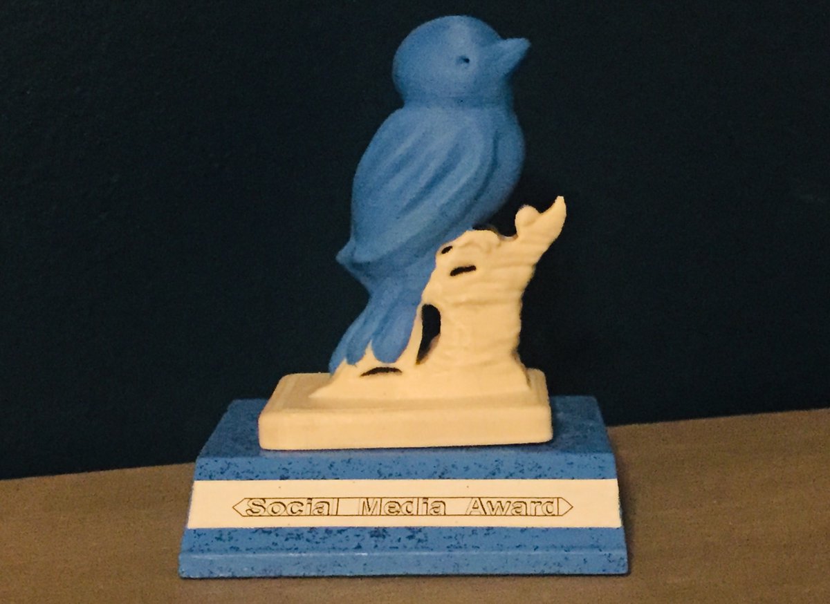 Thanks to <a href="/FRC1596/">FRC Team 1596- The Instigators</a> for their considerate, custom made social media award. This token of gracious professionalism is evidence of their spirit for all aspects of FRC.
x.com/FRC1596/status…