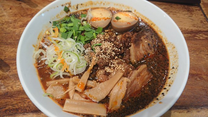 牛バラ担々麺♥️ 