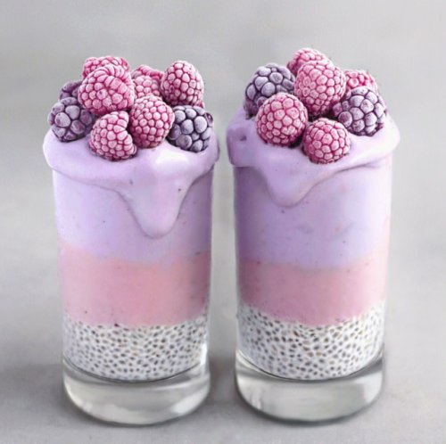 smoothies_diet's tweet image. Berry Smoothie Cups 💜😋💖
#bananasmoothie #bananasmoothies #beetrootsmoothie #berriesmoothie #greensmoothie #berrysmoothie #hairmasksmoothies