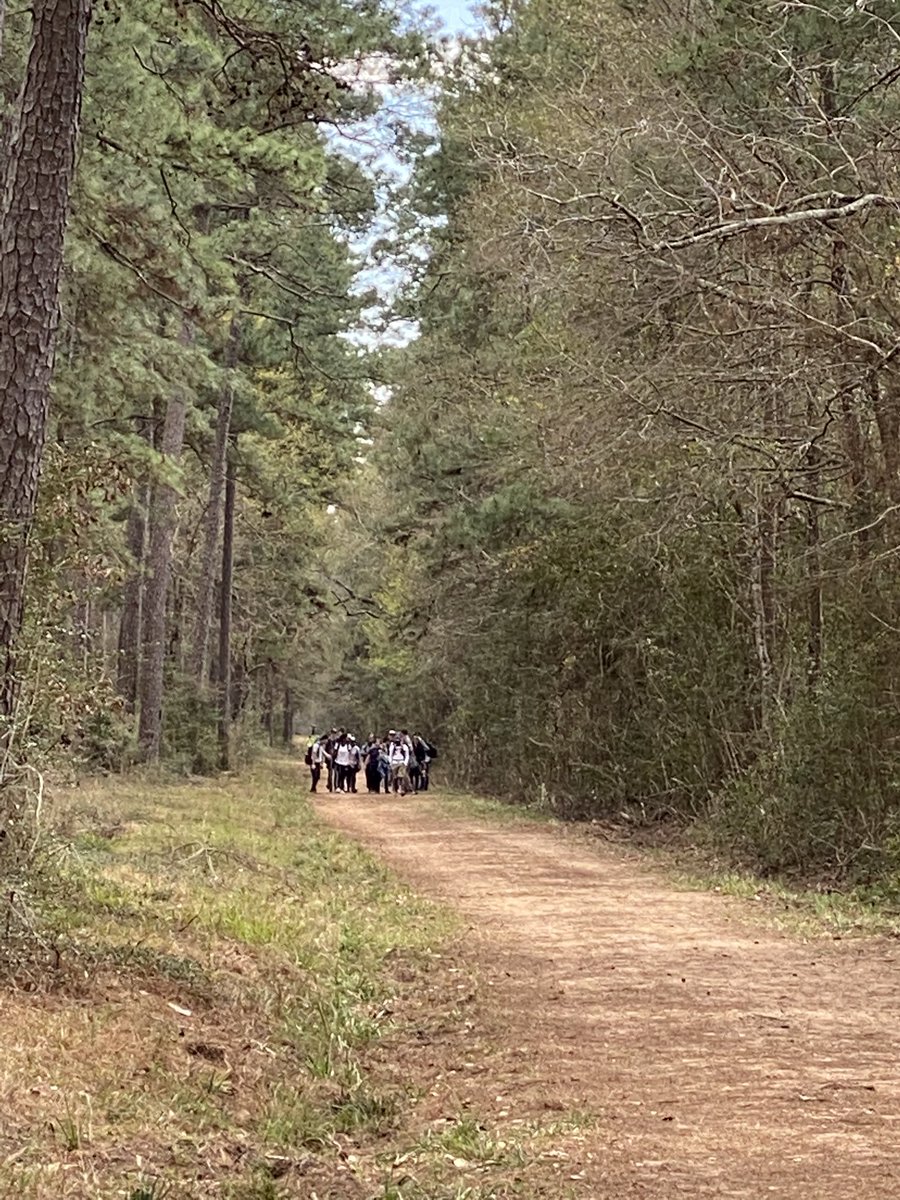 KCTigersAFJROTC's tweet photo. 45 cadets spent the day marching 14-miles to earn the AFJROTC Bataan Death March ribbon. In doing so they took time to honor/remember approximately 75,000 Filipino and American troops who were forced to make an arduous 65-mile march in April 1942. https://t.co/PCMbYyi4wC