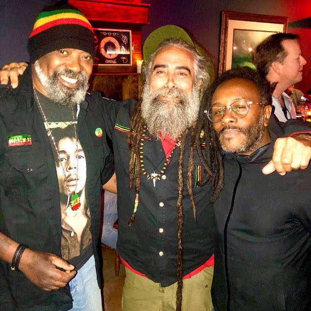 AlbertSMenendez's tweet photo. Cuban|Ras|Love|🇯🇲🇨🇺|Hermanos|
@rasjohnnydread @tomasdiazmusic @tomas..5249349 #sterlingensemble #yoruma #afrohousemusic https://t.co/S1PCYWNsXm
