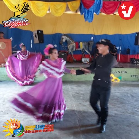 alcguanipa's tweet photo. #29Feb Hoy se desarrollo el Casting de Talento de Corazón Juvenil 2.020 organizado por el Capitán Juan Escalona, 15 jóvenes derrocaron su talento y 2 fueron los seccionados, seguiremos en un solo equipo trabajando por nuestra cultura.
#TalentoDeCorazon
@NicolasMaduro
@Mippcivzla https://t.co/ZVzHeSfrz4