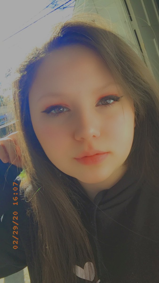goodson_bianca's tweet photo. Feeling cute https://t.co/mNE4CH4aKl