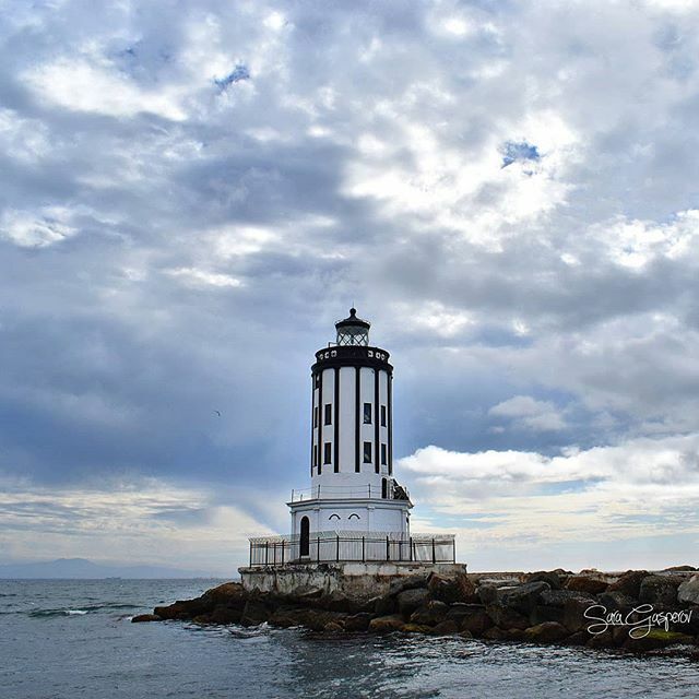 Big THANK YOU to the @cabrillobeachboosters for the fantastic lighthouse tour today! .
.
.
.
#lighthouse #cabrillobeach #portofla #lawaterfront #sanpedro #losangeles #LAharbor ift.tt/2PxCXNC
