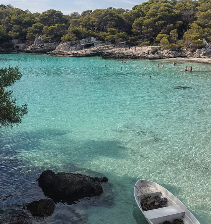 LeaveTownNow's tweet photo. "Mon passe temps favori c'est laisser passer le temps, avoir du temps, prendre son temps, perdre son temps, vivre à contretemps." - Françoise Sagan

📸 Clara Baconnier on IG
📍Minorca, Spain

#leavetown #regram #Spain #travel #travelinspiration #Minorca https://t.co/PuUp2qk7tF